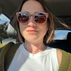 Meet your Posher, Olive